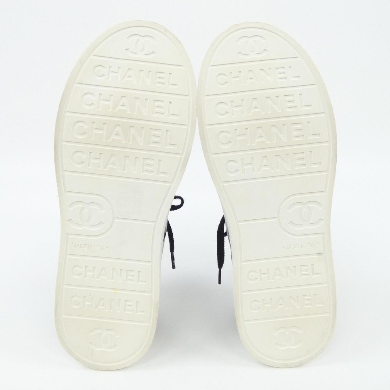 Chanel G45560B15742 Calfskin Sneakers