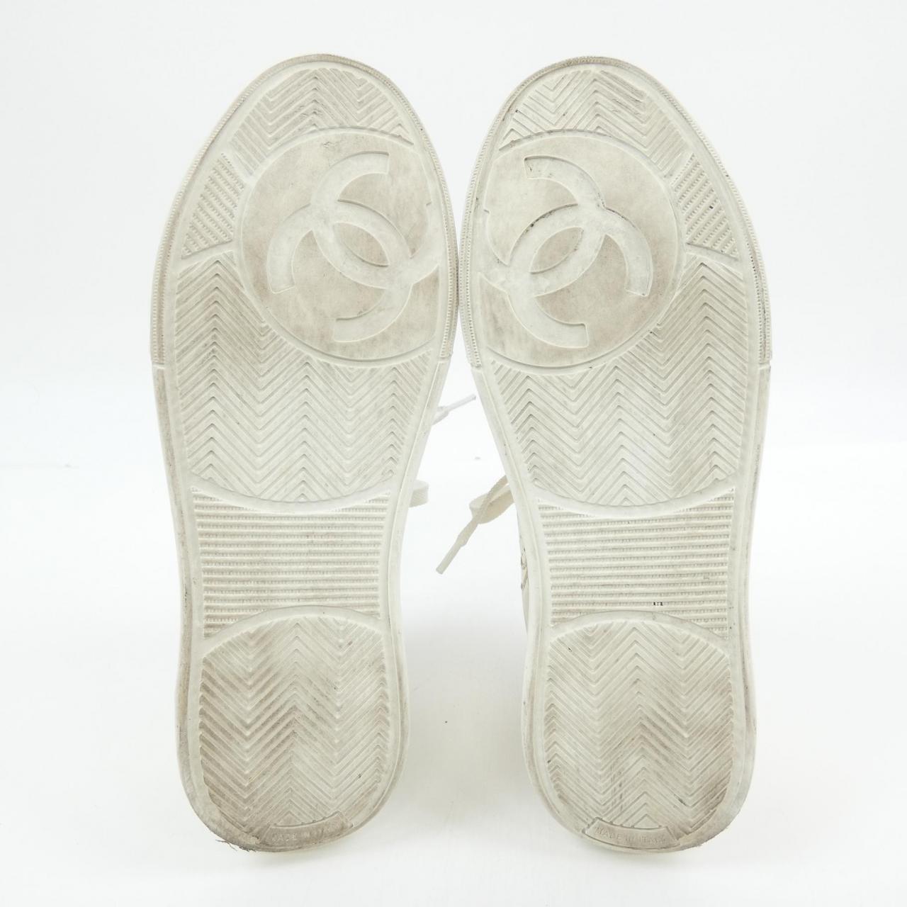 Chanel G45079B15512 Laminated Calfskin Sneakers