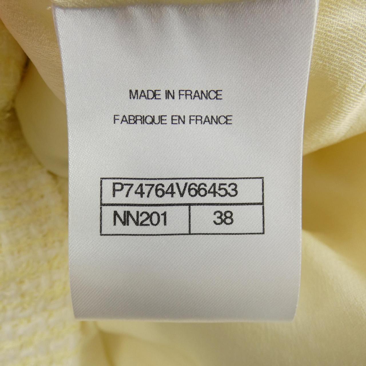 Chanel P74764V66453 Collarless Jacket Jacket