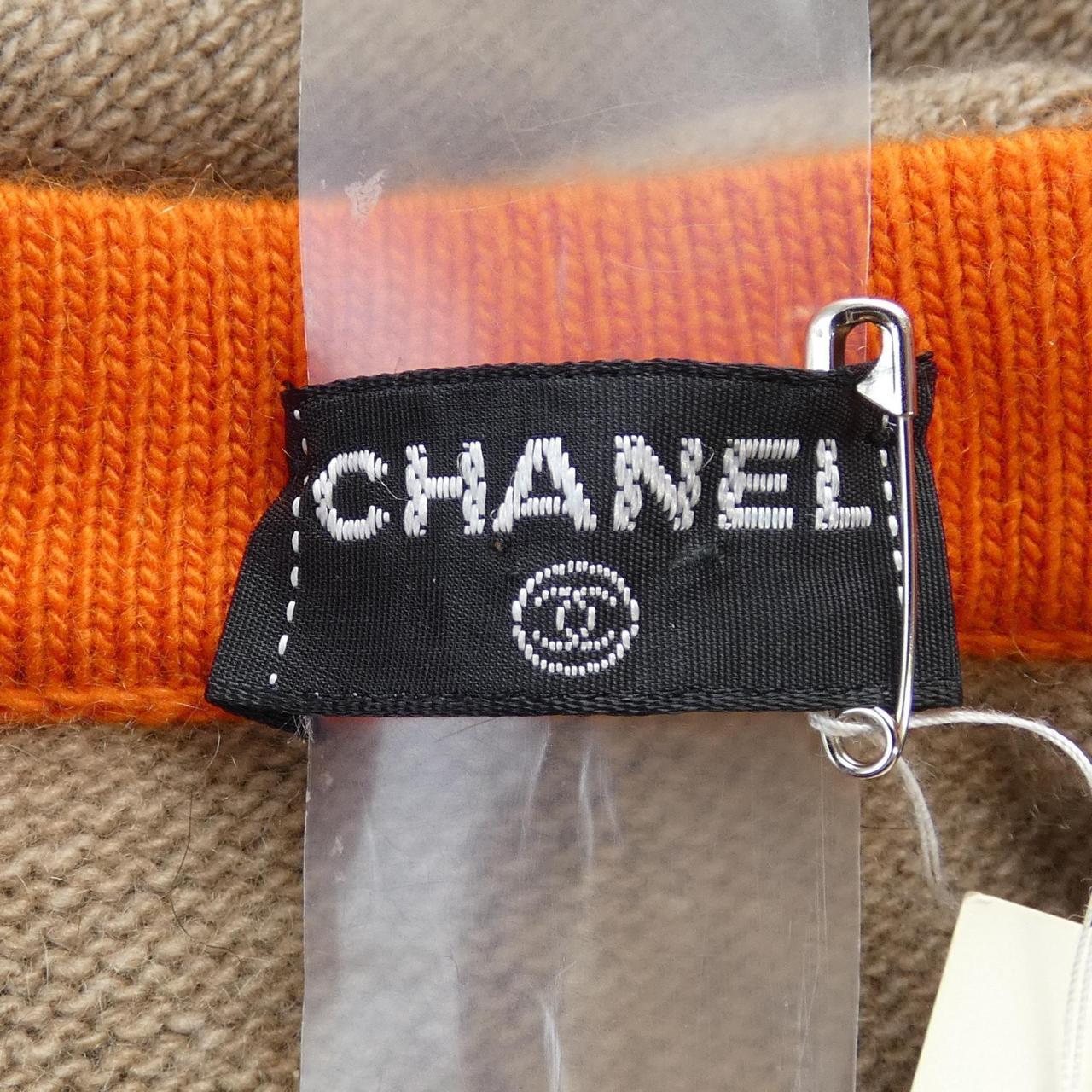 Chanel 100% Cashmere Knit