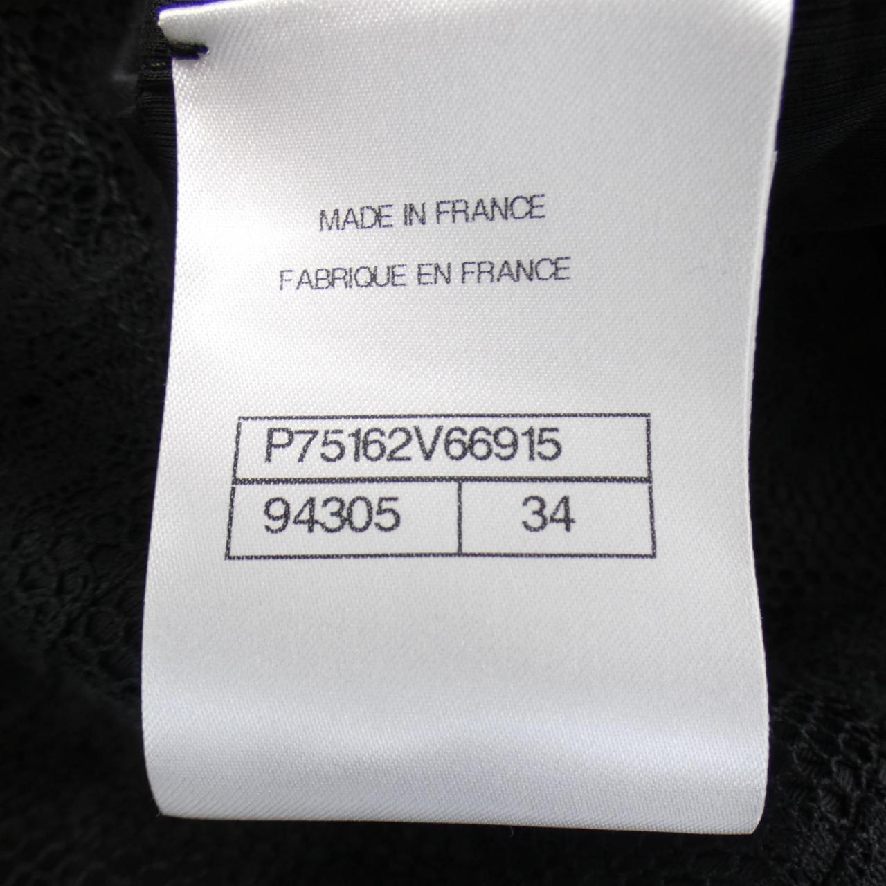Chanel P75162V66915 Collarless Jacket