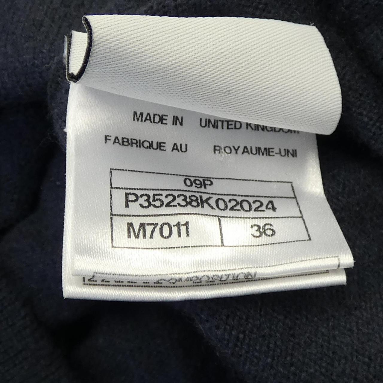 Chanel P35238K02024 100% Cashmere Hoodie