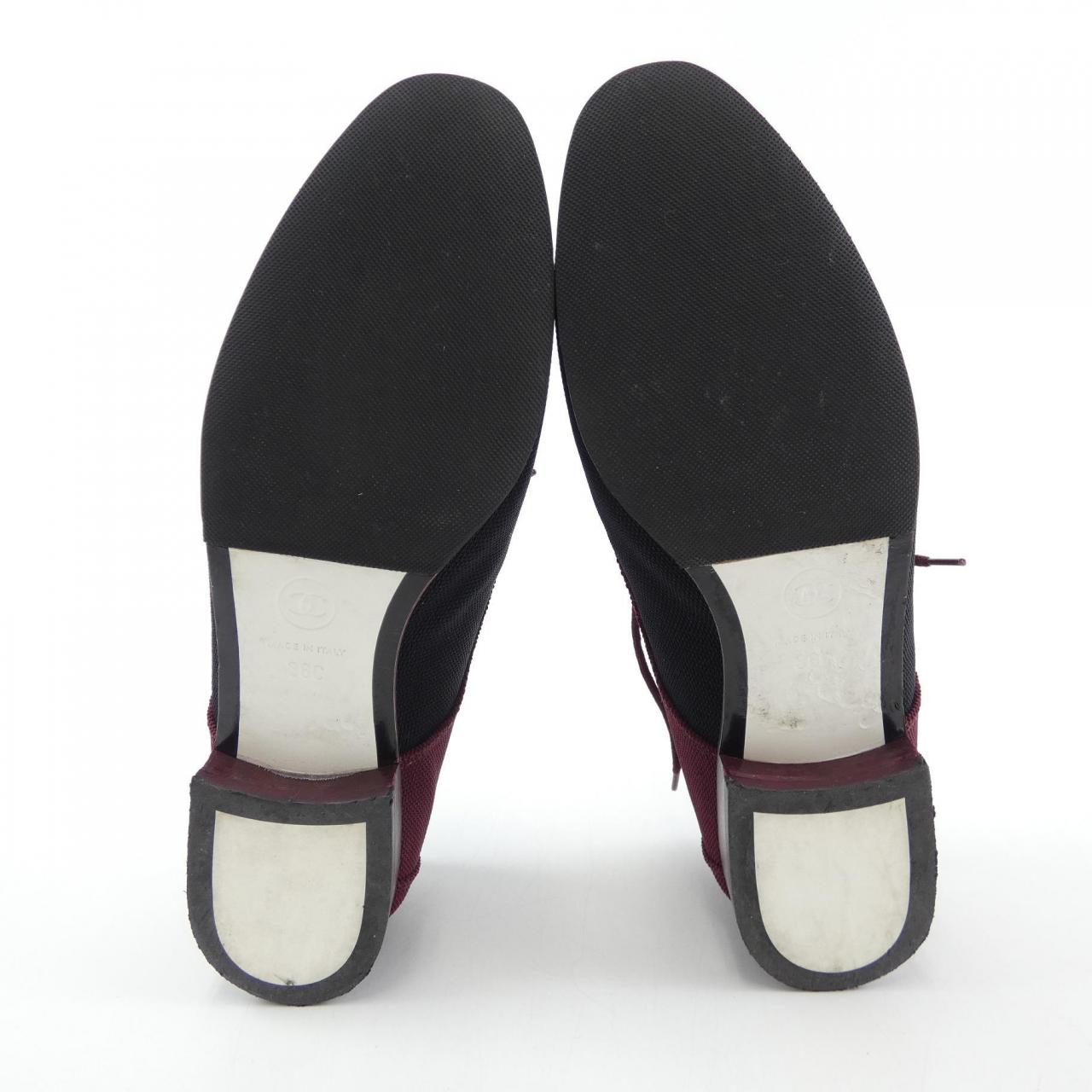 Chanel d Shoes