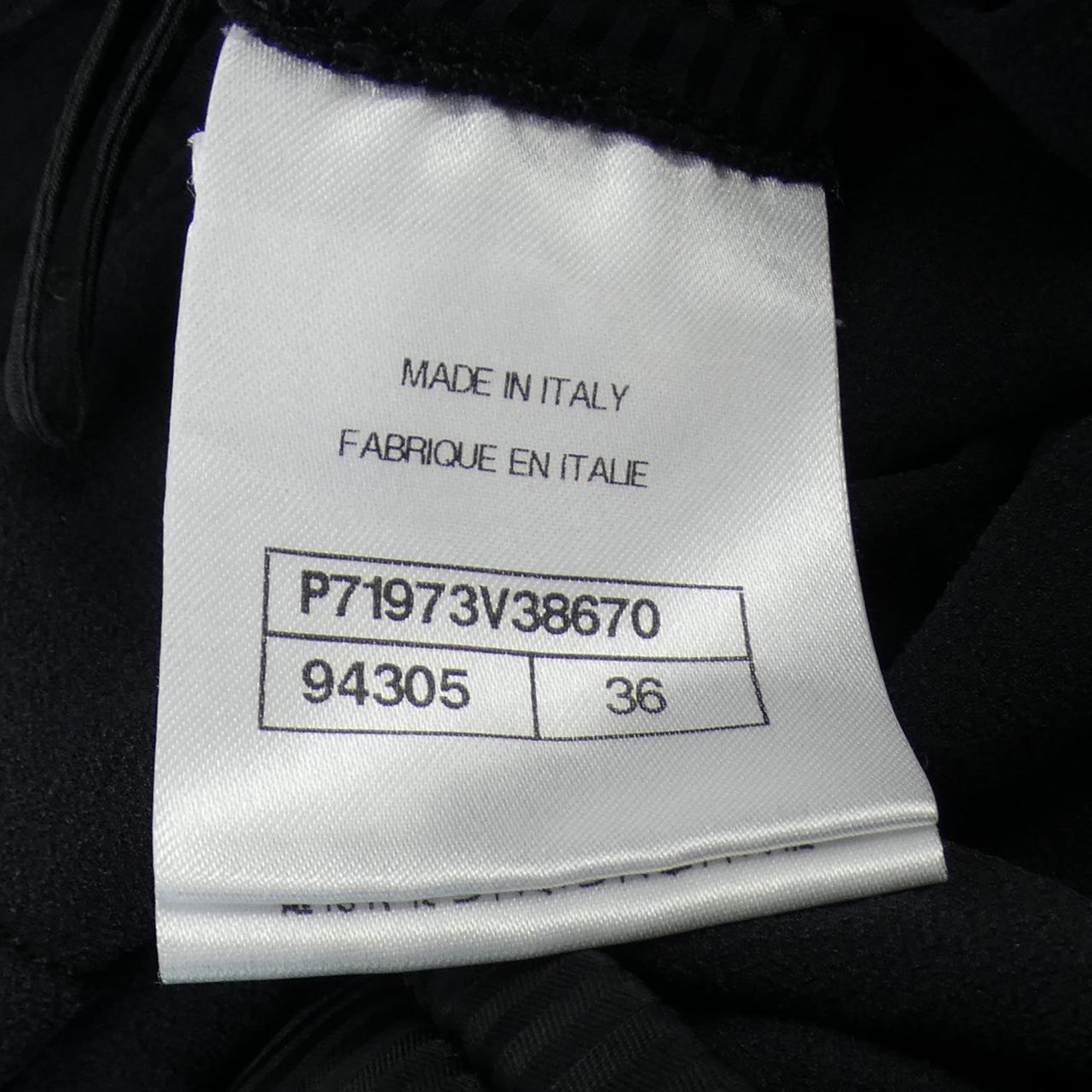 Chanel P71973V38670 Pants