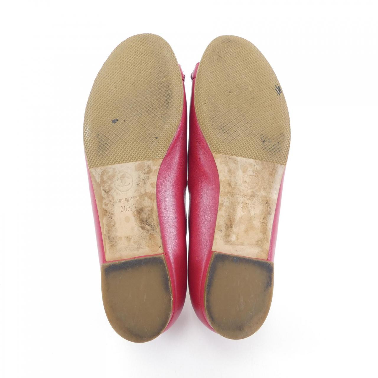 Chanel G29800X01000 Lambskin Flat Shoes