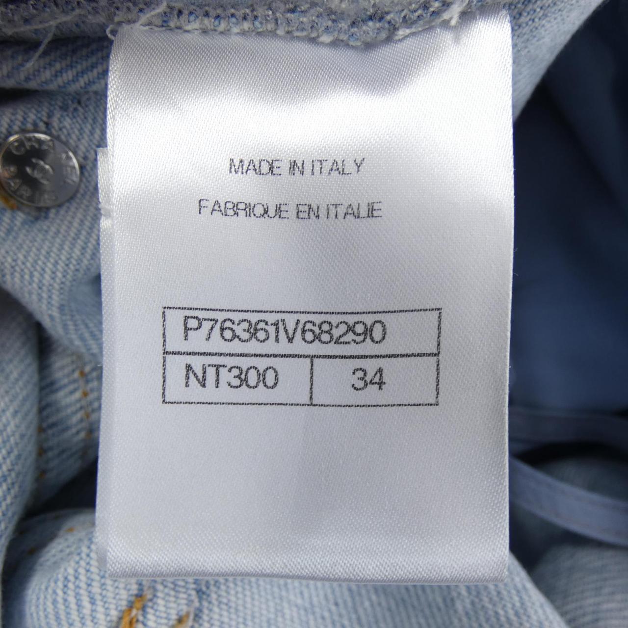 Chanel P76361V68290 Jeans