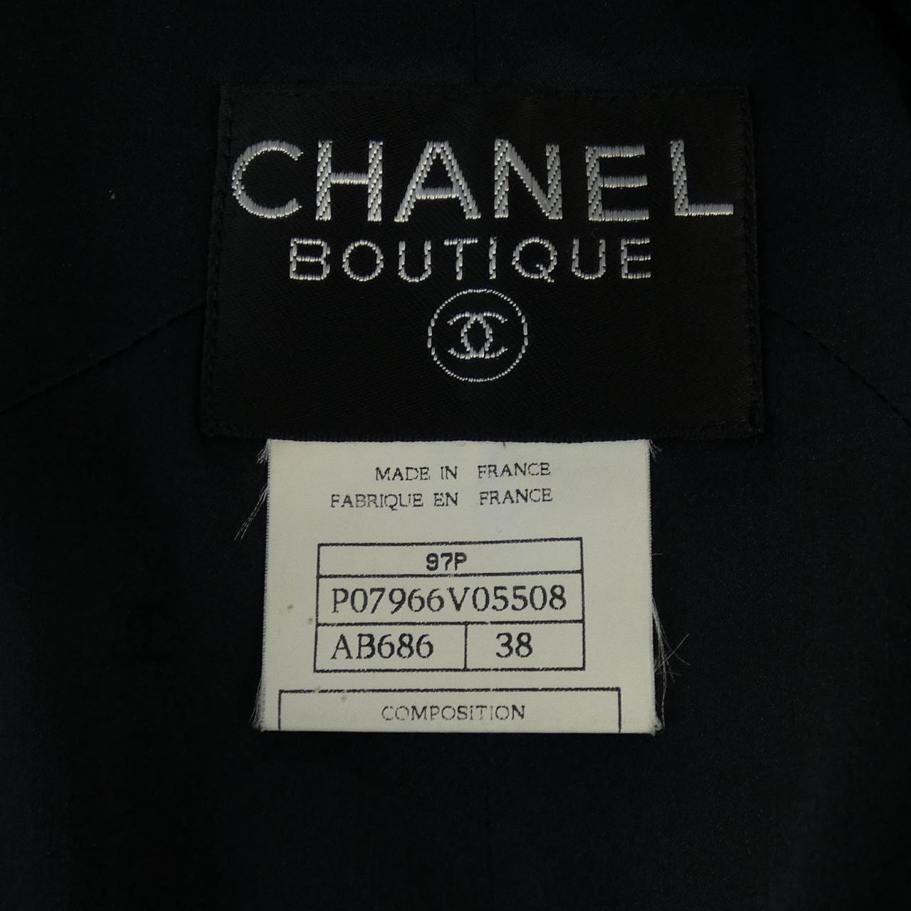 Chanel P07966V05508 97P Suit