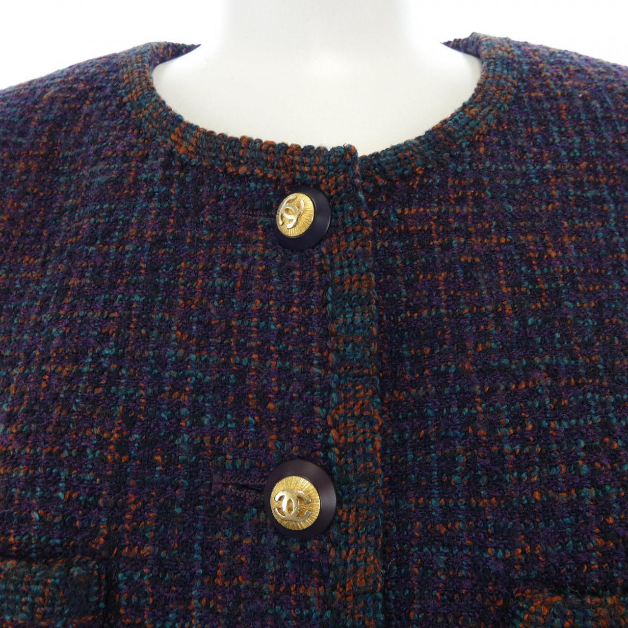 Chanel P02351V02904 Collarless Jacket
