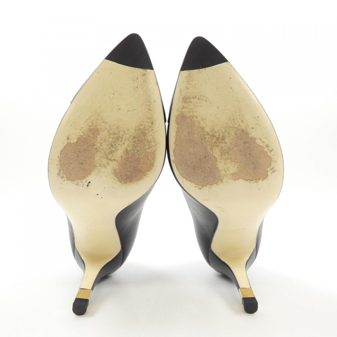 Chanel G29888X01000 Lambskin Pumps