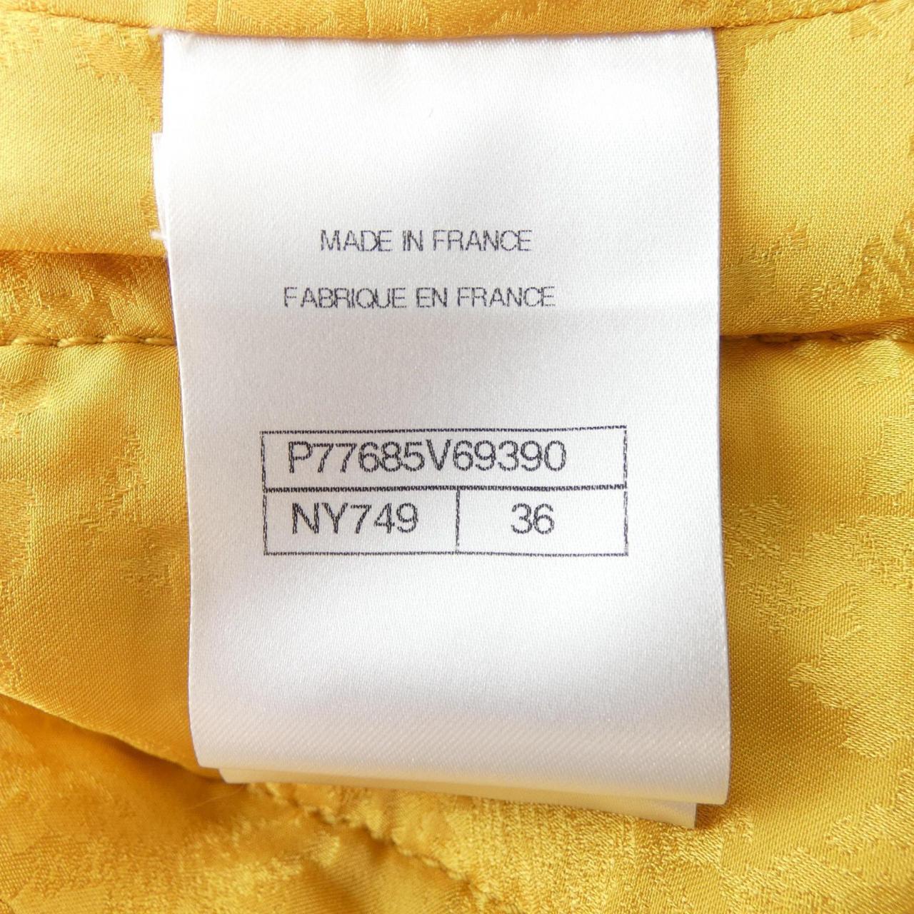 Chanel P77685V69390 Coat