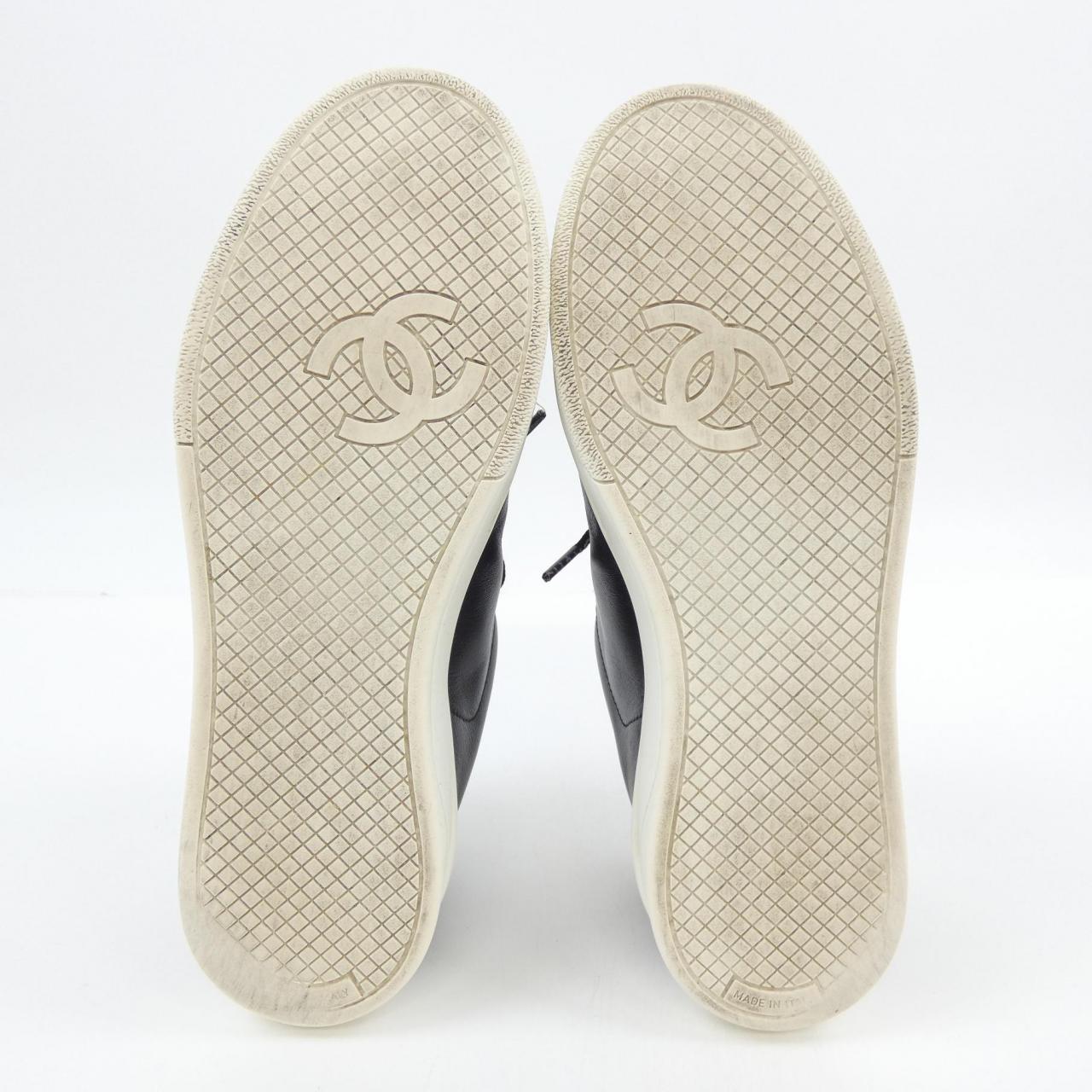 Chanel G34085X51503 Calfskin Sneakers