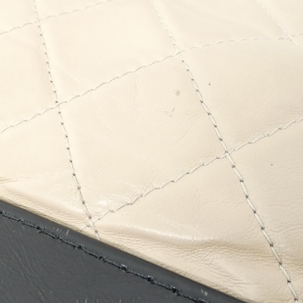 Chanel Gabrielle Calf Shoulder Bag