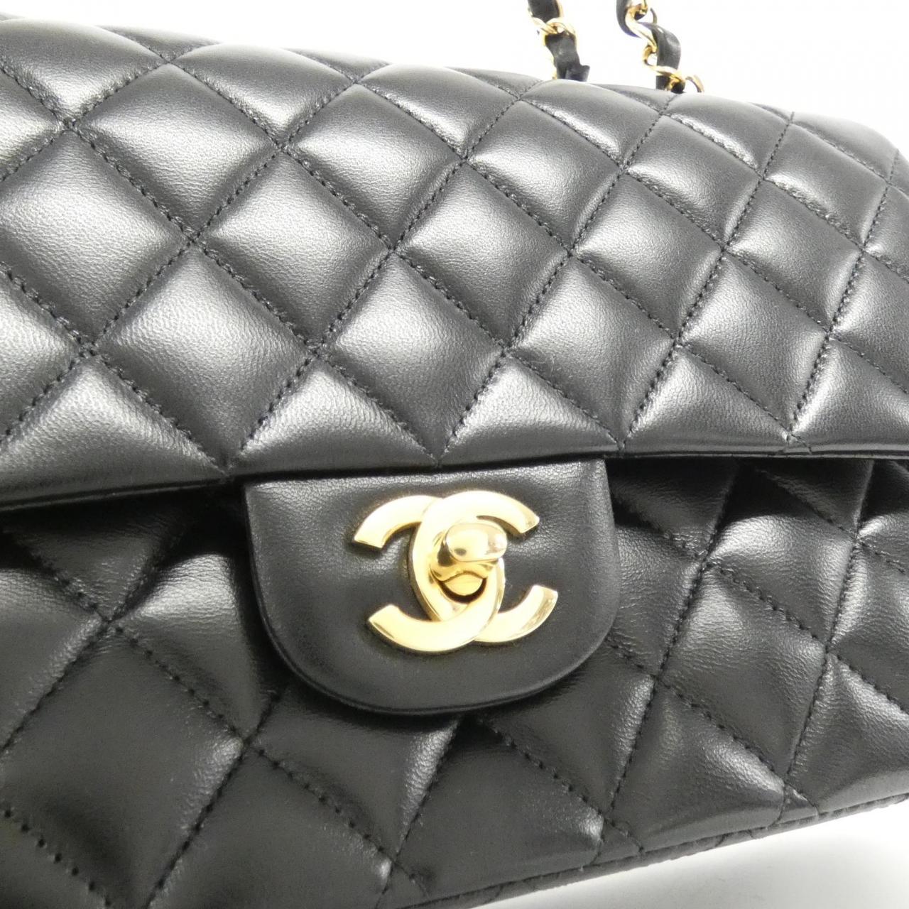 Chanel 1112 Lambskin Shoulder Bag