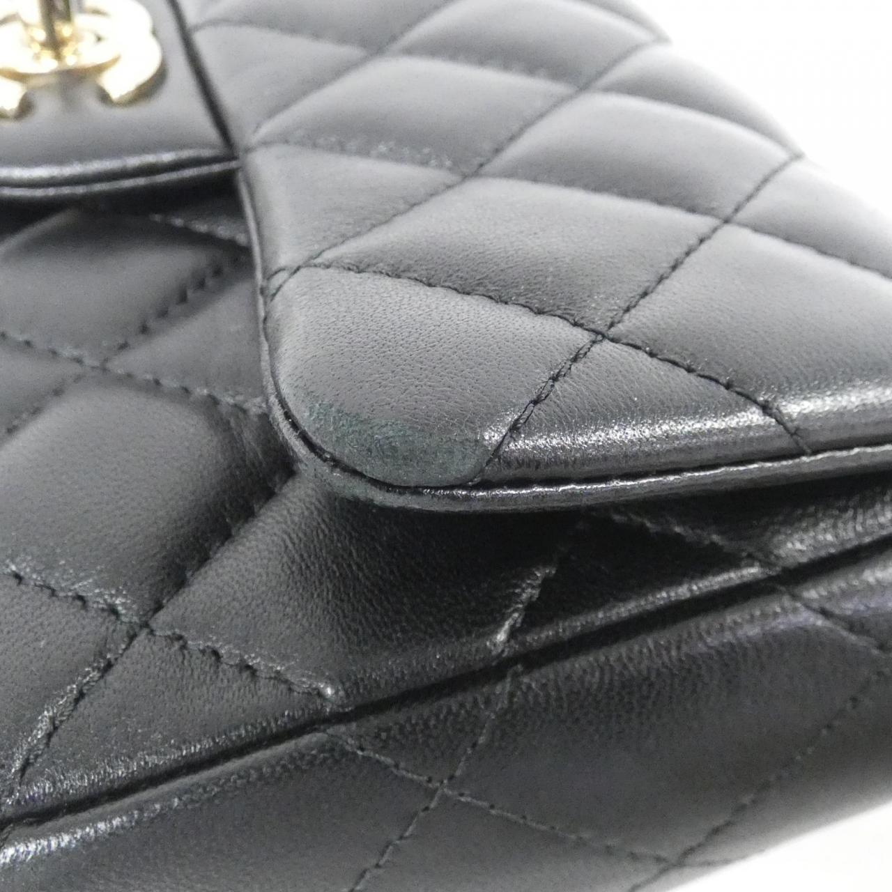 Chanel AS5219 Lambskin Shoulder Bag