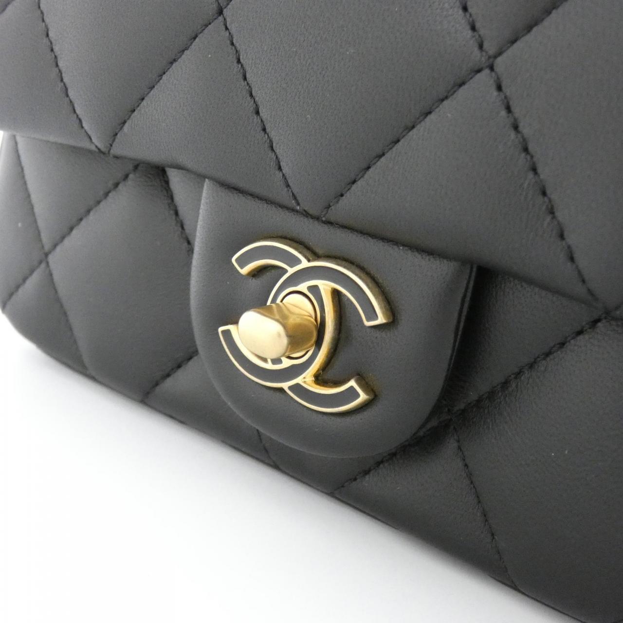 Chanel AS5277 Lambskin Shoulder Bag