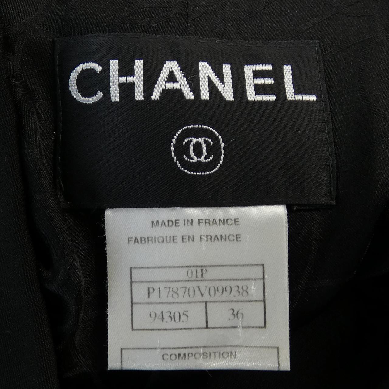 Chanel P17870V09938 Jacket