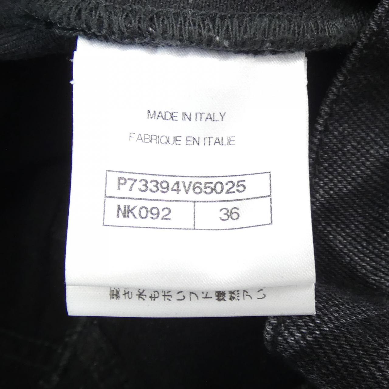 Chanel P73394V65025 Jeans