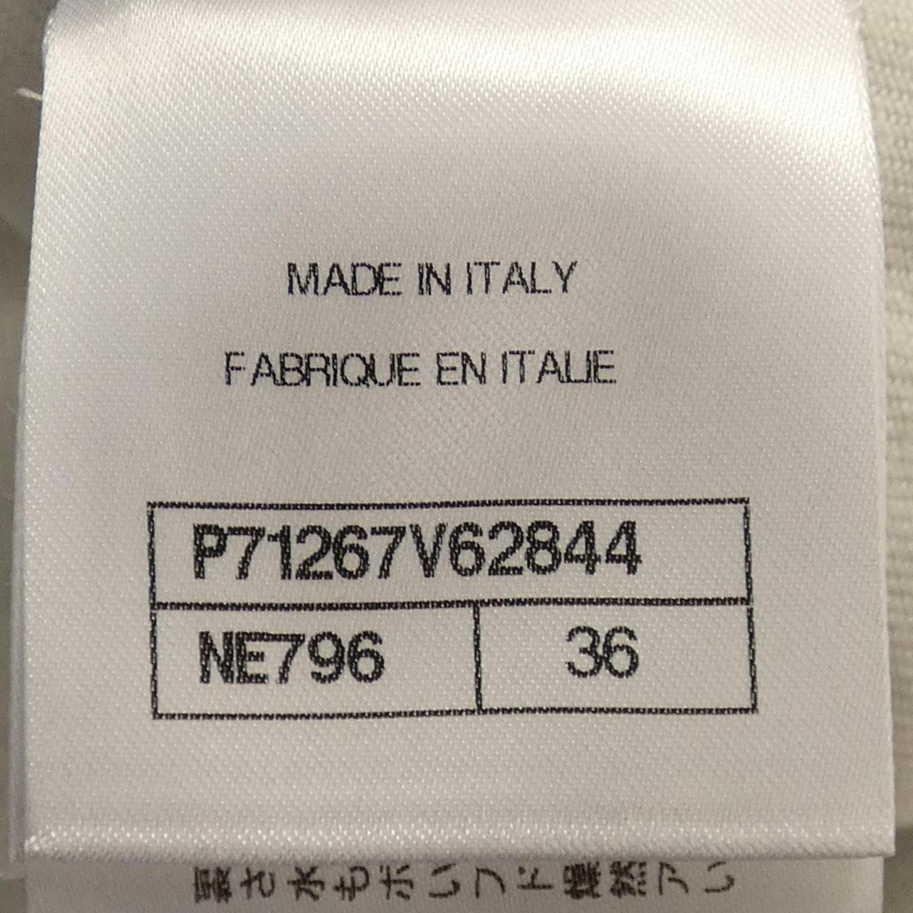 Chanel P71267V62844 Jacket