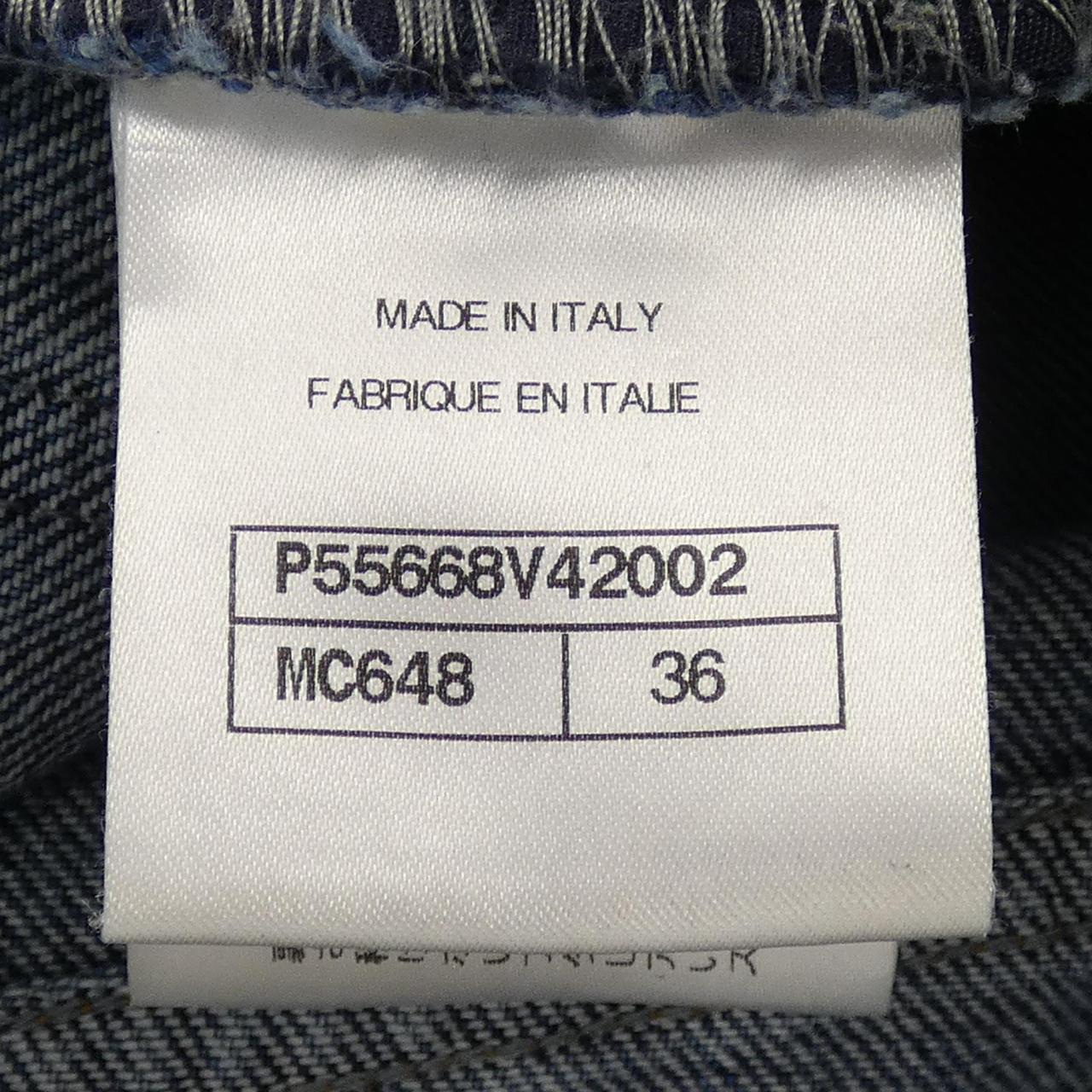 Chanel P55668V42002 Jeans