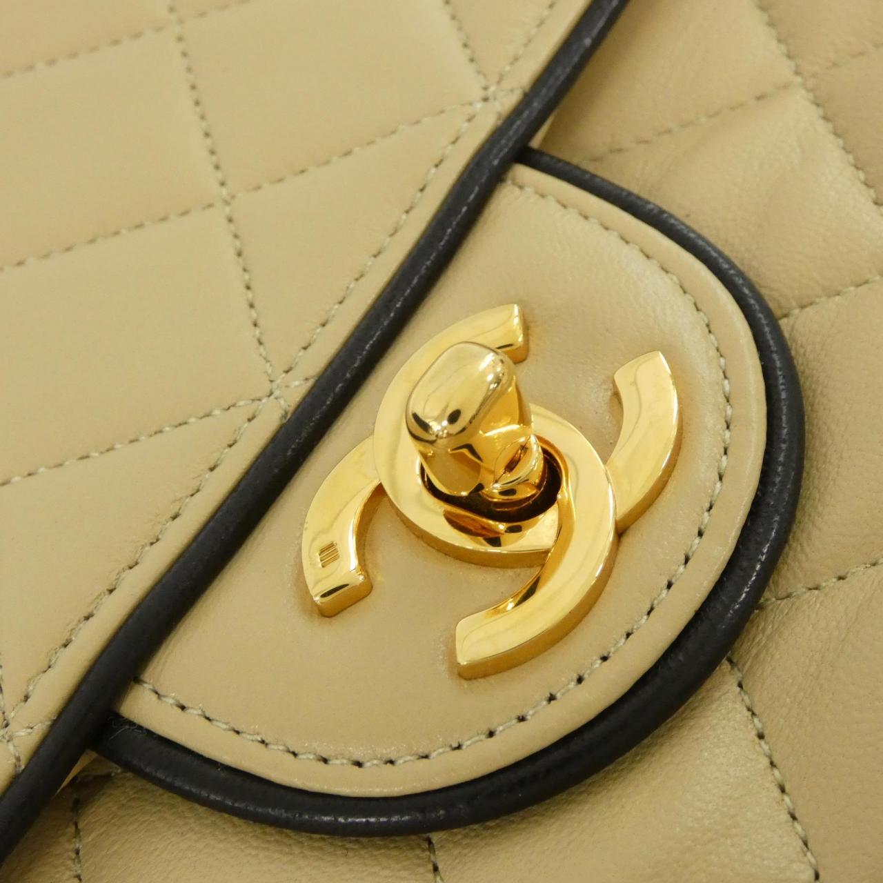 Chanel Lambskin Shoulder Bag