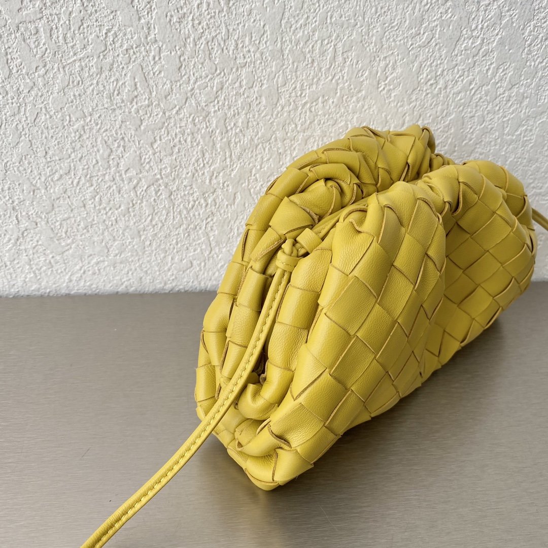 Top Quality Mini Pouch Kiwi, For Women, Bags 8.6in/22cm 585852VCPP13520