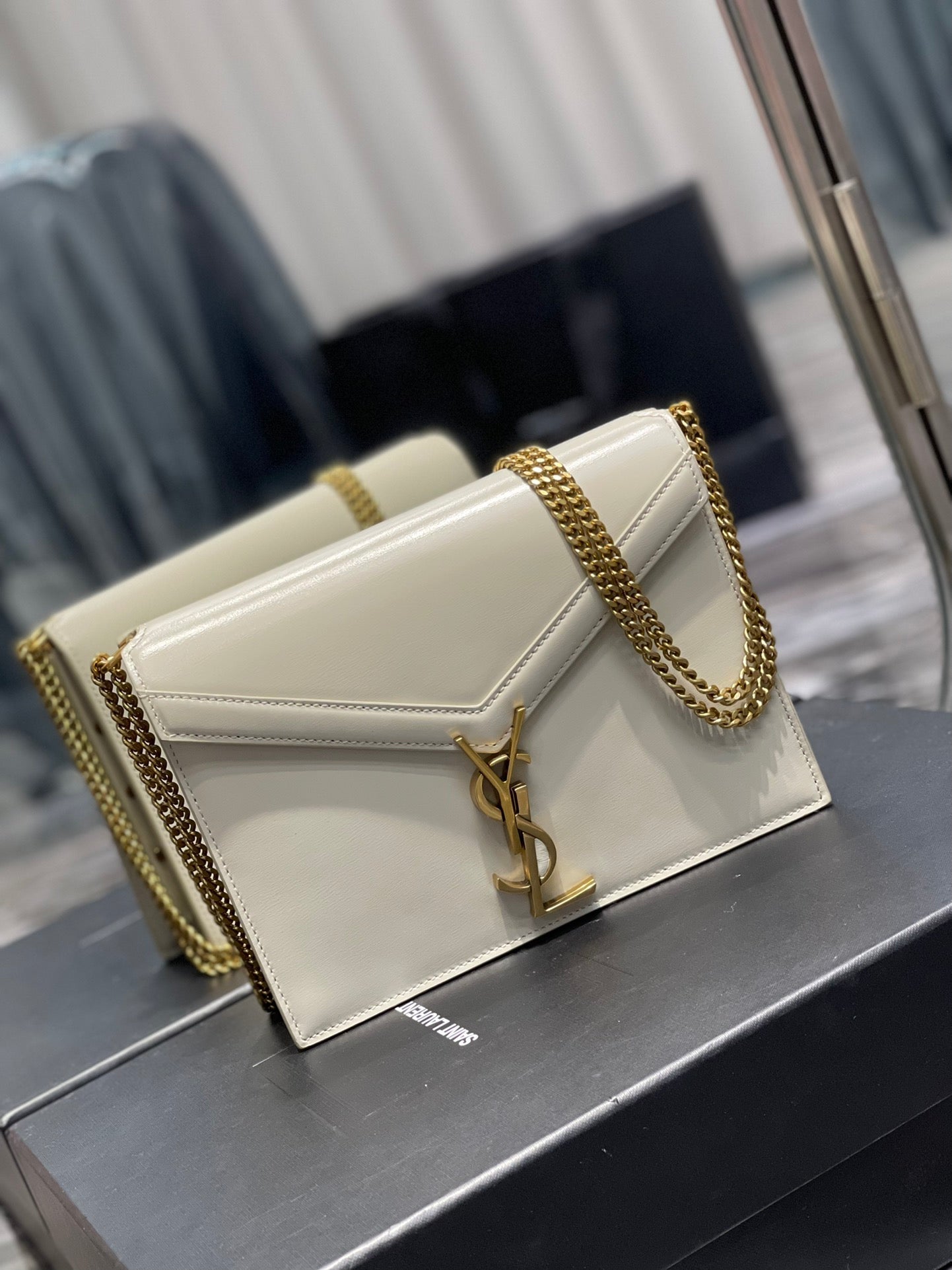 YSSL Cassandra Medium Chain Bag White In Grain De Poudre Embossed For Women 8in/22cm YSL 532750BOW0W9207
