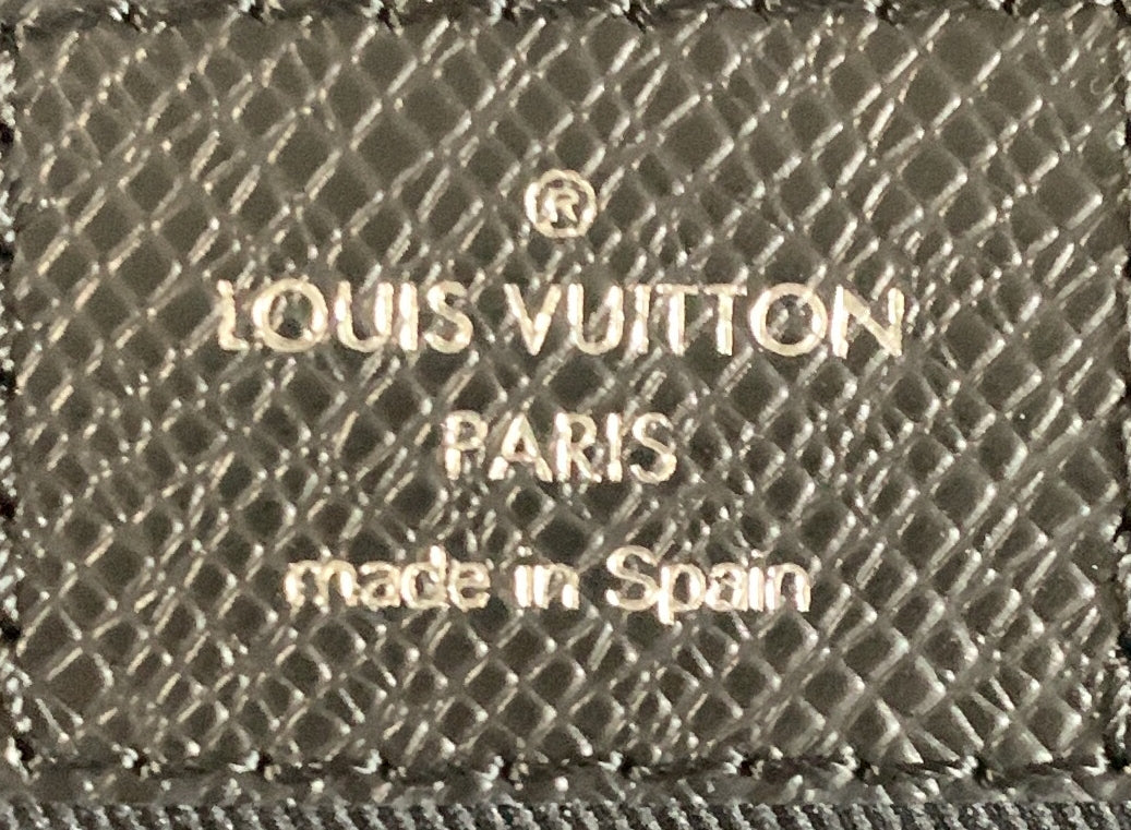 Louis Vuitton Avenue Sling Bag Taiga Leather