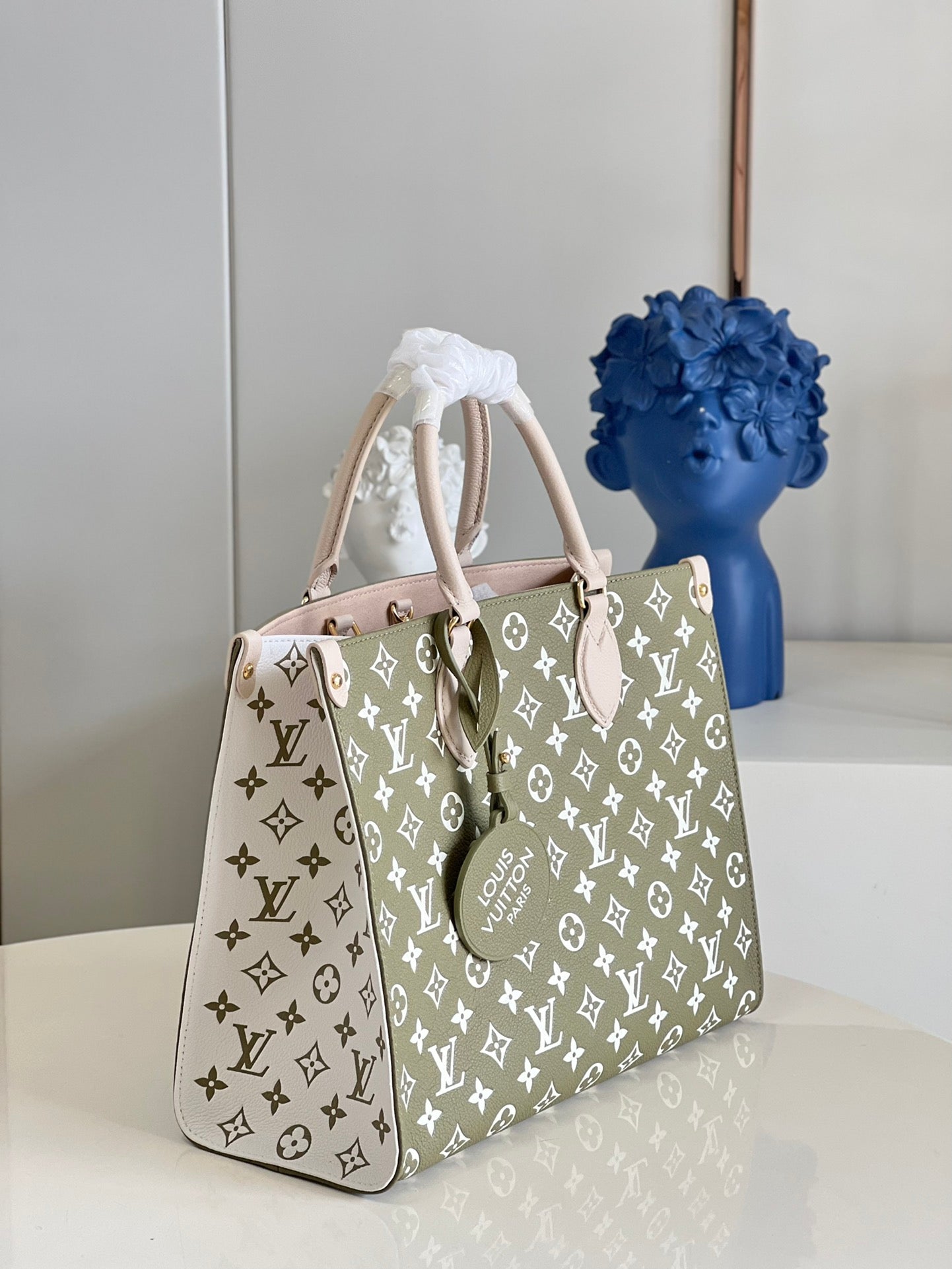 Top Quality Onthego MM Monogram Empreinte Khaki Green For Women, Tote Bags 35cm Top Quality M46060