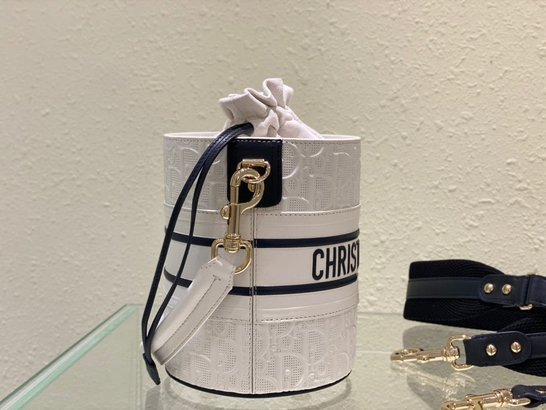 Top Quality Small Vibe Bucket Bag White, For Women, Womens Handbags 5.5in/14cm CD
