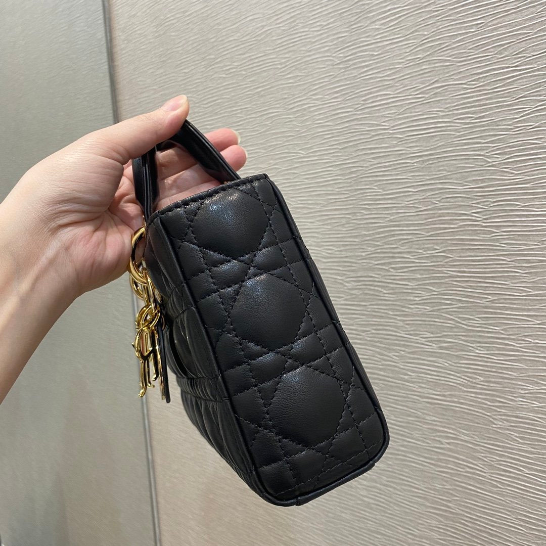 Top Quality Lady D-Joy Bag Black Cannage, Black Handbags, 26cm CD M0540ONGE_M900