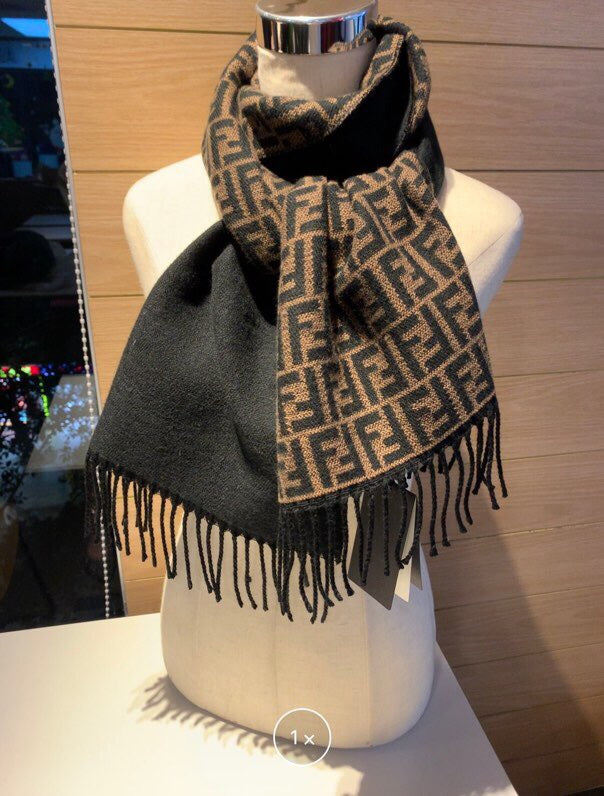EN - Luxury FEI Scarf 020