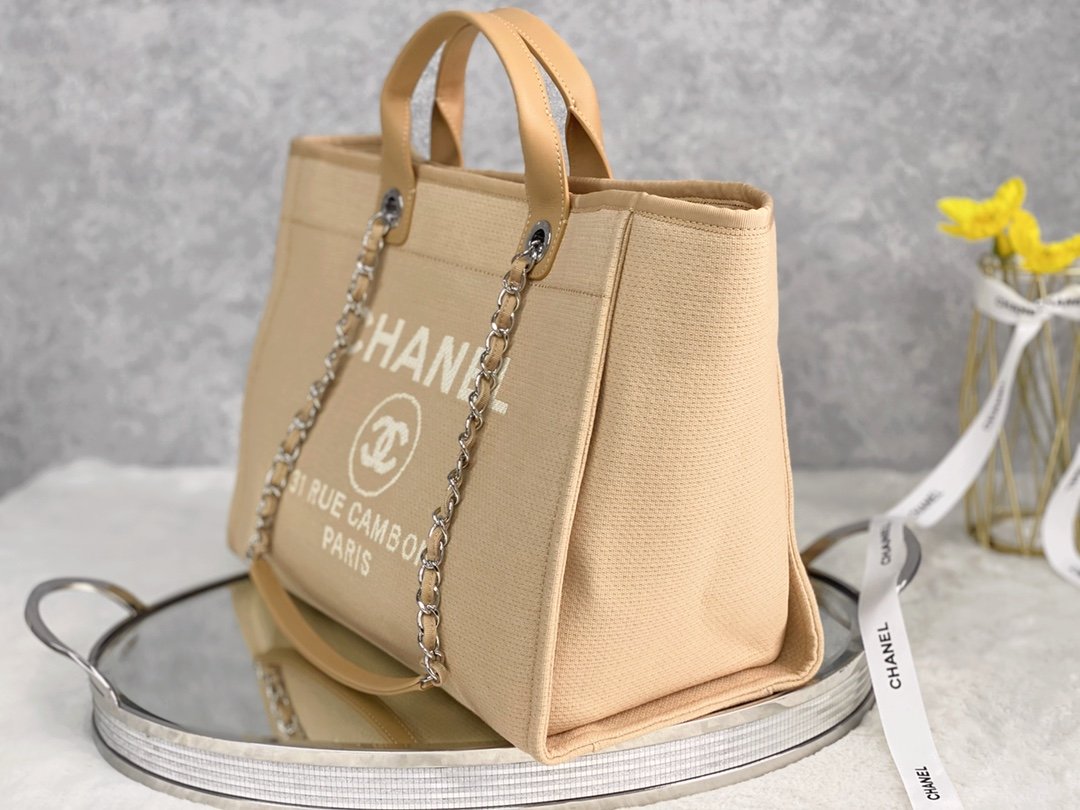 CHLSmall Shopping Bag Silver Hardware Raffia For Women Handbags, Shoulder Bags 15.2in/39cm AS3257