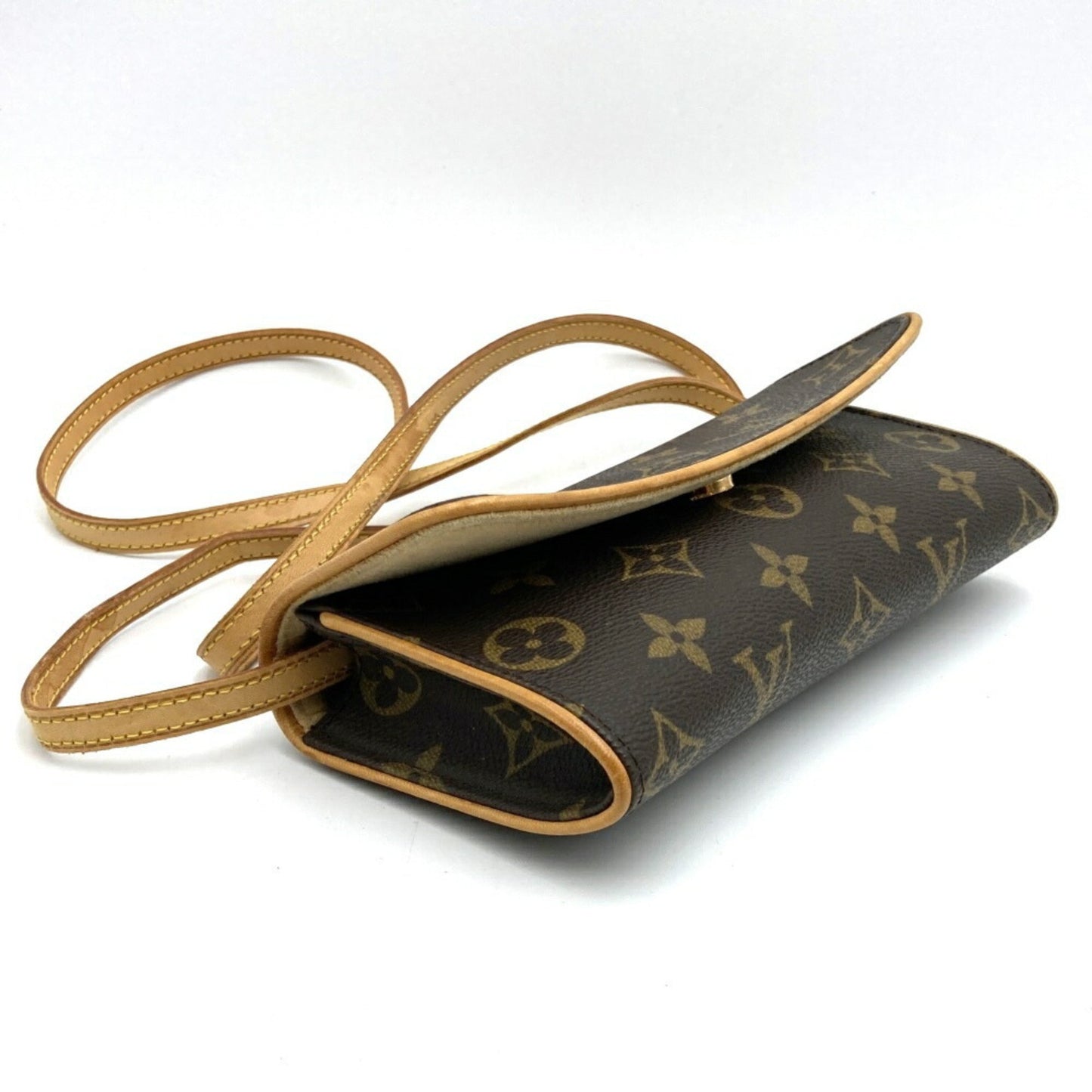 Louis Vuitton Monogram Canvas Pochette Shoulder Bag