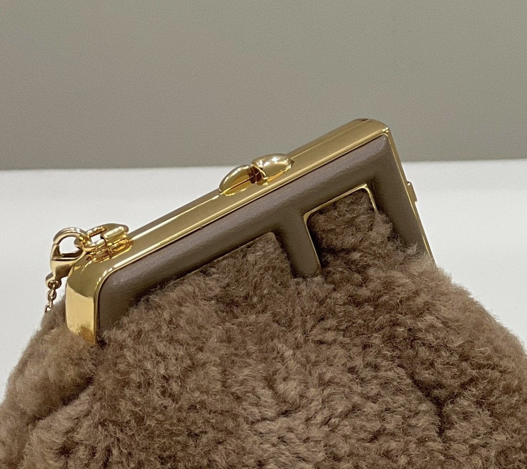 Top QualityTop Quality Top QualityTop Qualityrst Mini Brown Mink Bag For Woman 11.5cm/4in
