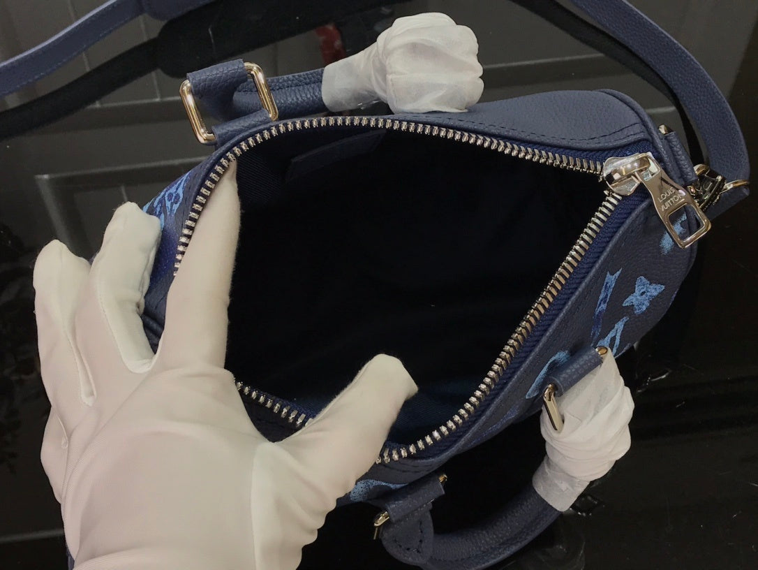 Top Quality Keepall XS Monogram Watercolor Blue Canvas By Virgil Abloh For Men, Bags, Shoulder And Crossbody Bags 8.3in/21cm Top Quality M57844