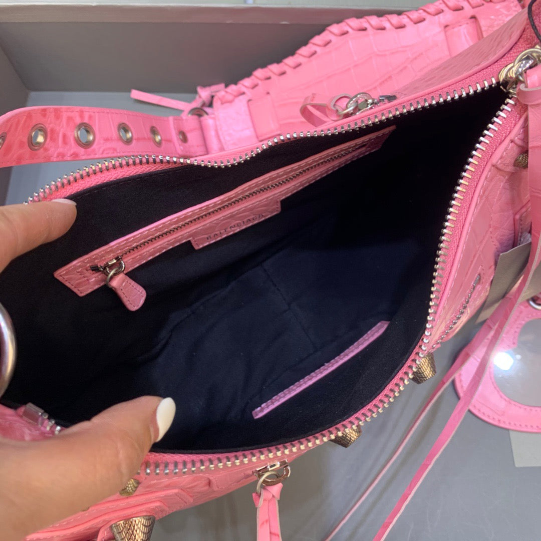 Top Quality Le Cagole XS Shoulder Bag In Pink, For Women, Bags 13in/33cm 67130723EBY5812