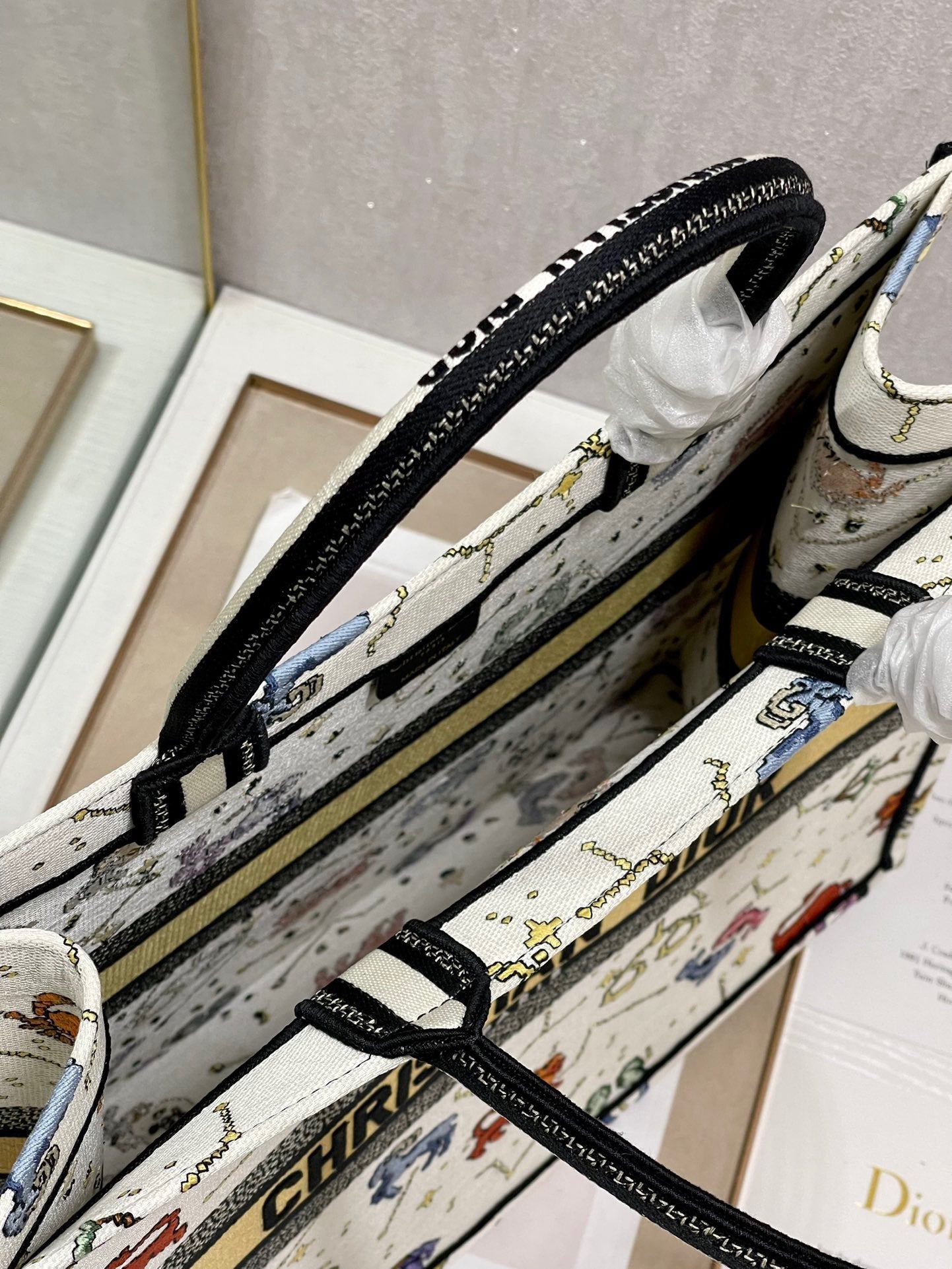 Top Quality Large Book Tote White, For Women, Womens Handbags 16.5in/42cm CD M1286ZRTY_M941