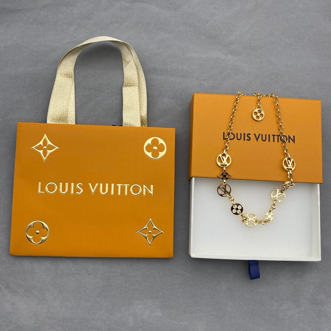 Combo Top Quality NecklaTop Qualitys 113