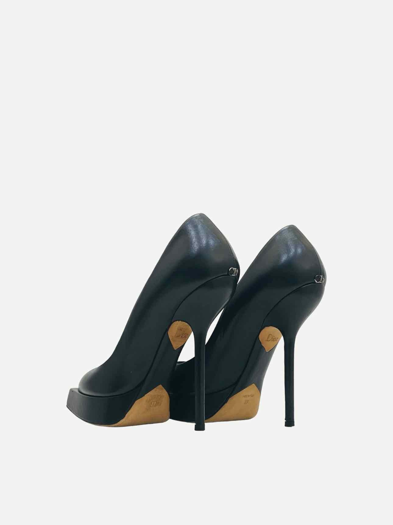 CHRISTIAN DIOR Black Size EU 37 Pumps