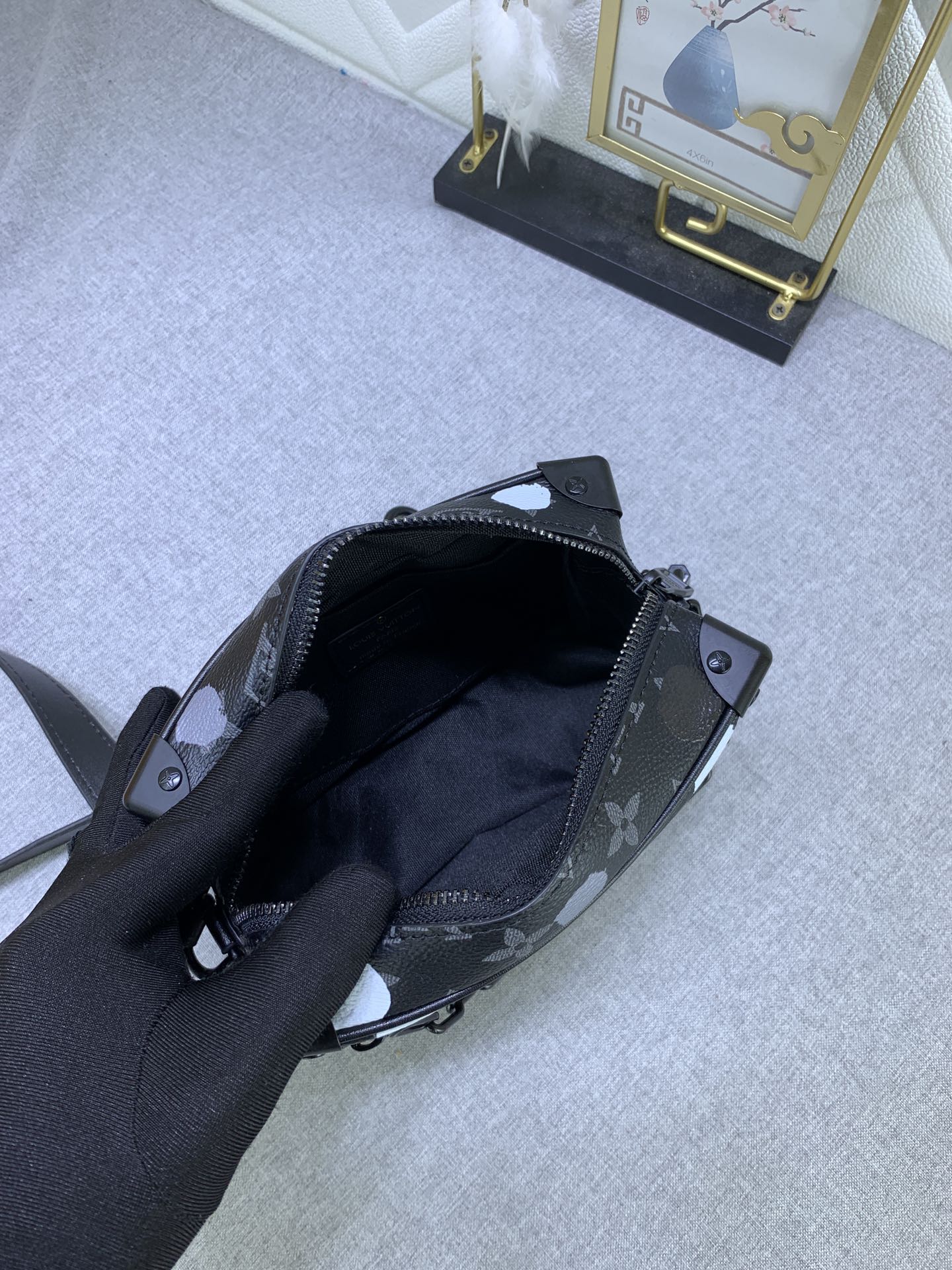 EN - New 1:1 rep Bag LUV 648