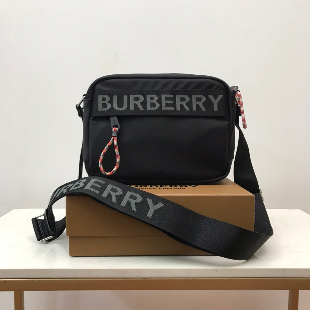 Top Quality Logo Detail Nylon Crossbody Bag Black For Men, Bags 8.7in/22cm