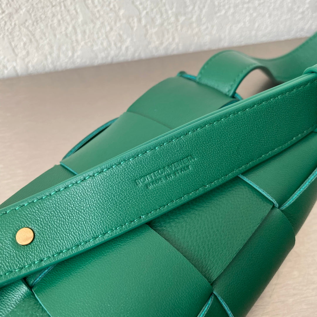 Top Quality Belt Cassette Dark Green, For Women, Women’s Bags 6.9in/17.5cm