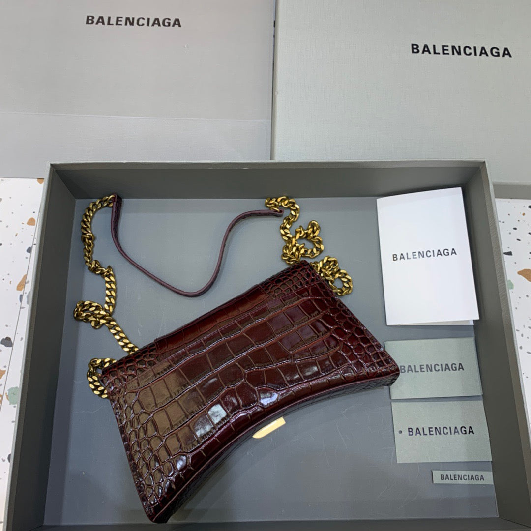 Top Quality Hourglass Wallet On Chain in Dark Red, For Women, Bags 9in/23cm
