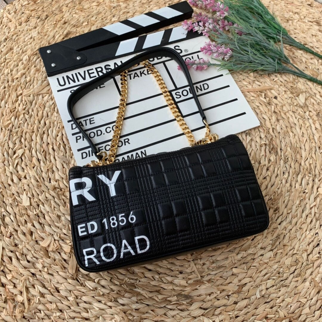 Top Quality Horseferry Print Quilted Small Lola Bag Monogram Black For Women, Bags 9in/23cm