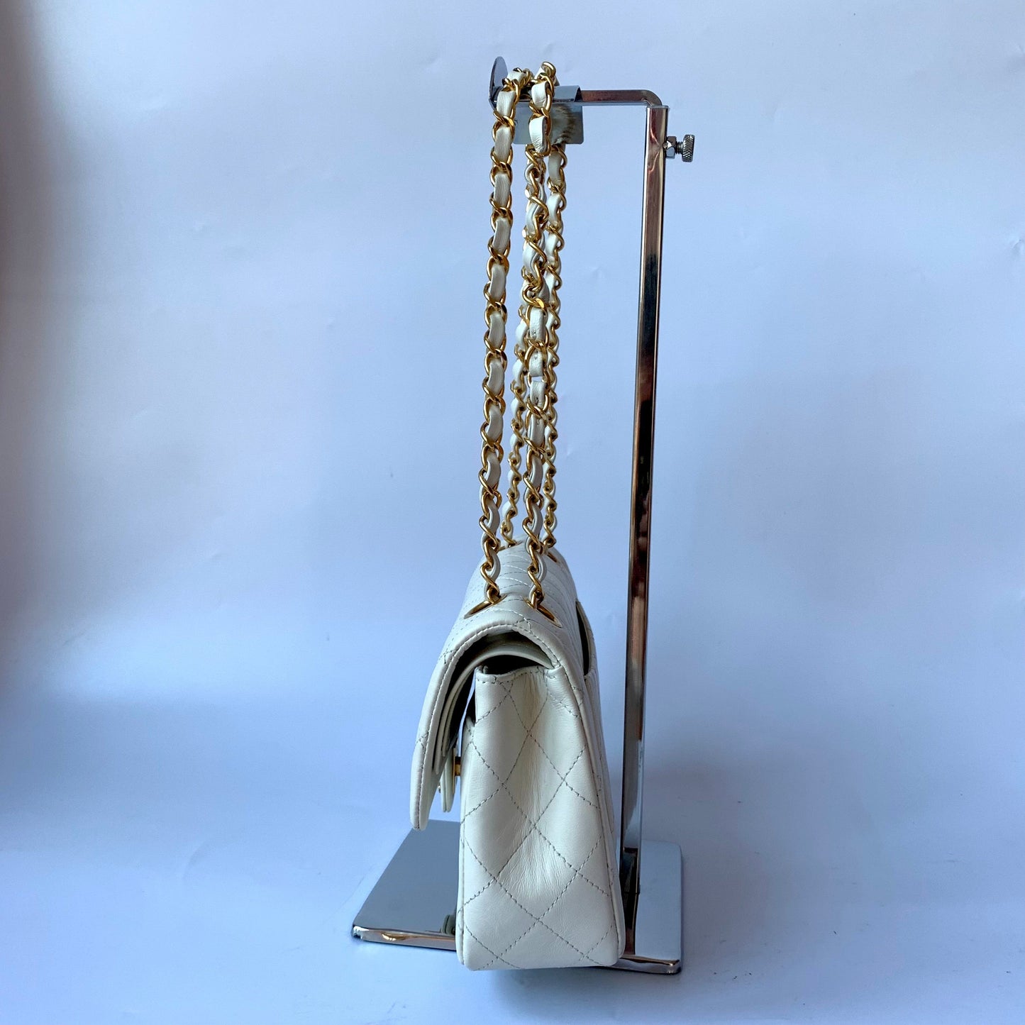 Chanel Classic Flap 1995 White Lambskin Leather with 24k Gold Hardware