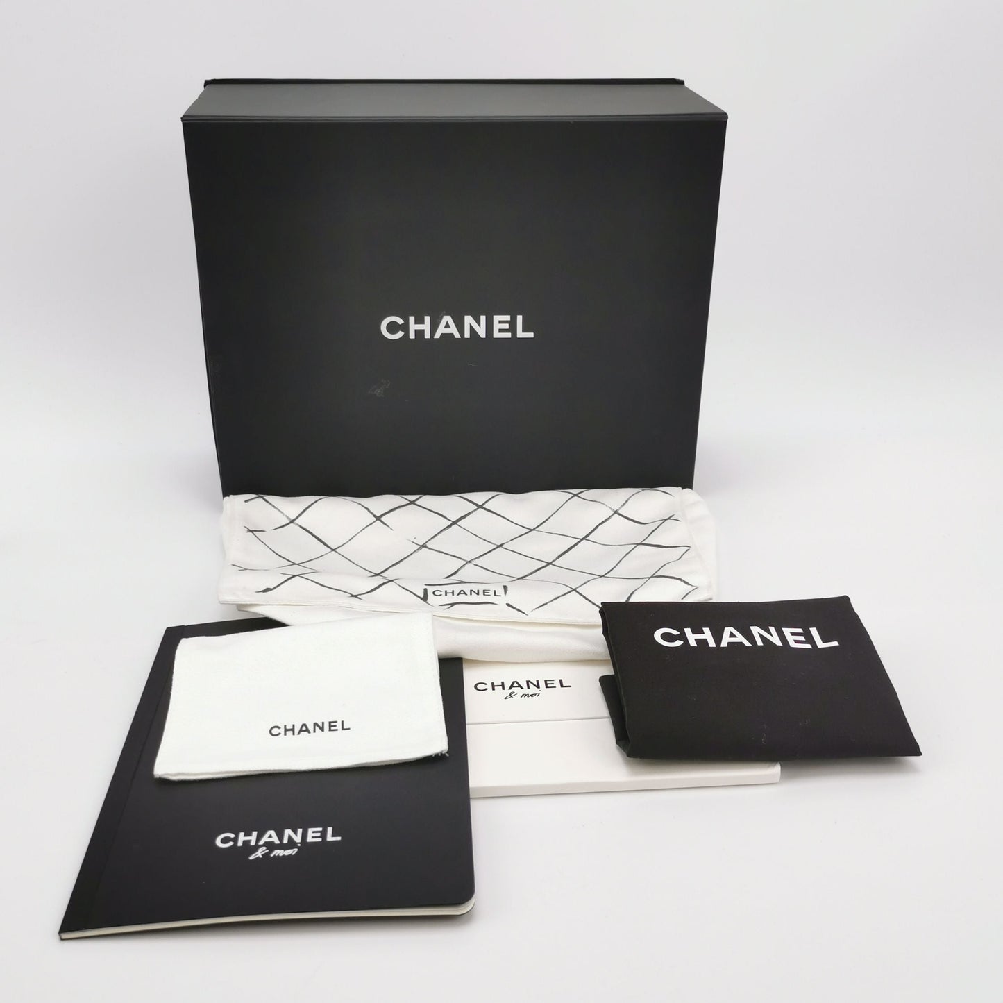 Chanel 22Bag So Black Mini Calfskin Quilted Logo Coin Pendant Crossbody Bag 250526781208437