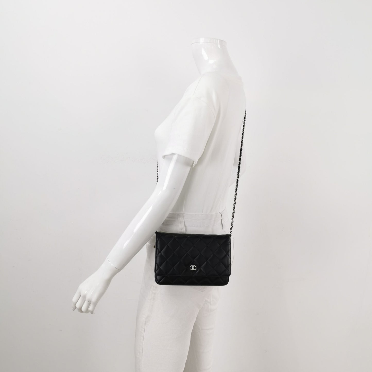 Chanel Lambskin Quilted Double C Logo Woc Crossbody Shoulder Bag 250207781052738