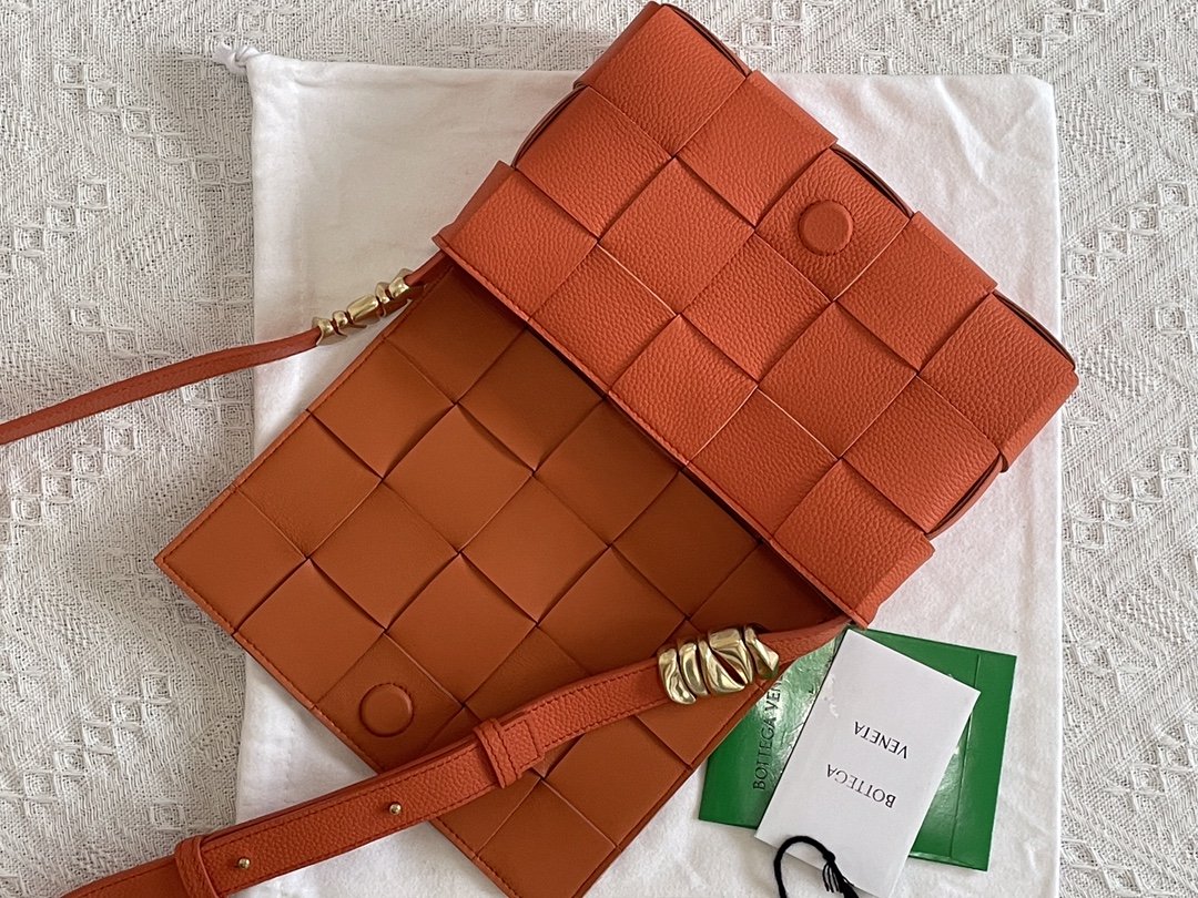 Top Quality Cassette Orange, For Women, Women’s Bags 9.1in/23cm