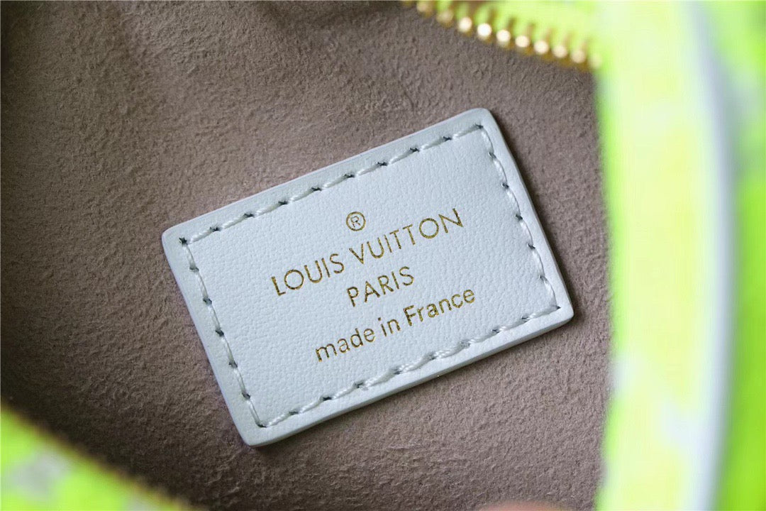 Top Quality Loop Monogram Yellow For Women, Womens Handbags, Shoulder Bags And Crossbody Bags 9.1in/23cm Top Quality M81484
