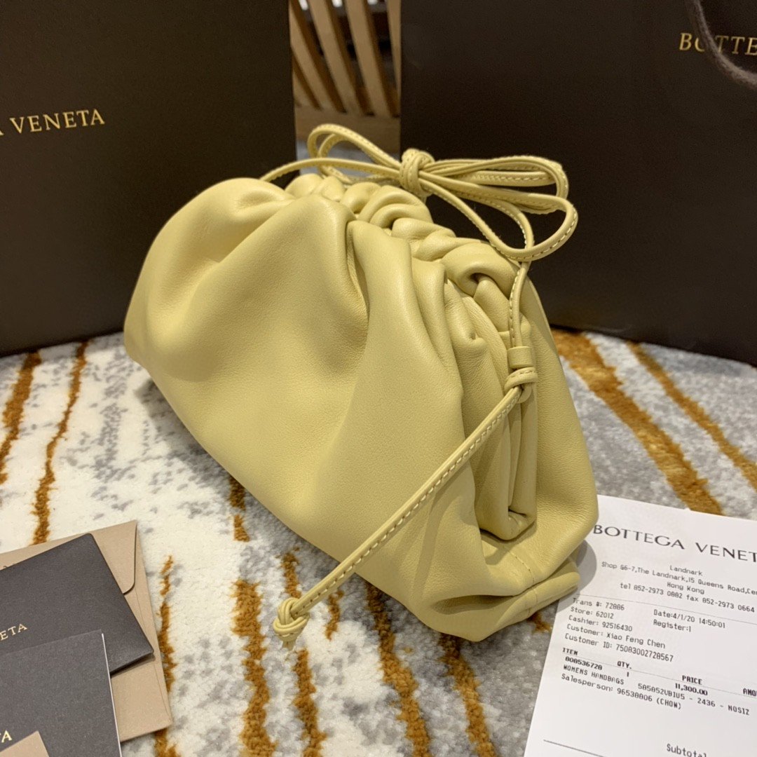 Top Quality Mini Pouch For Women 8.6in/22cm In Yellow